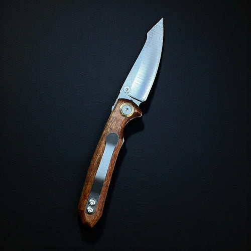 F105 Sapelli Brown Tree