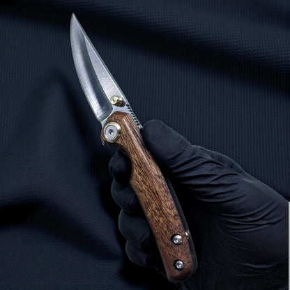F103 Sapelli Dark Brown Tree
