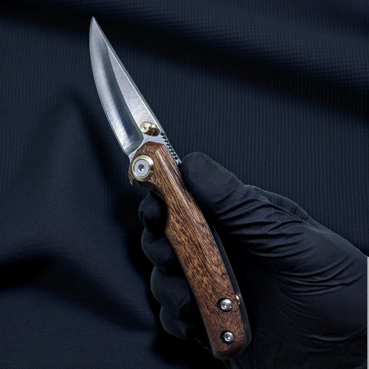 F103 Sapelli Dark Brown Tree